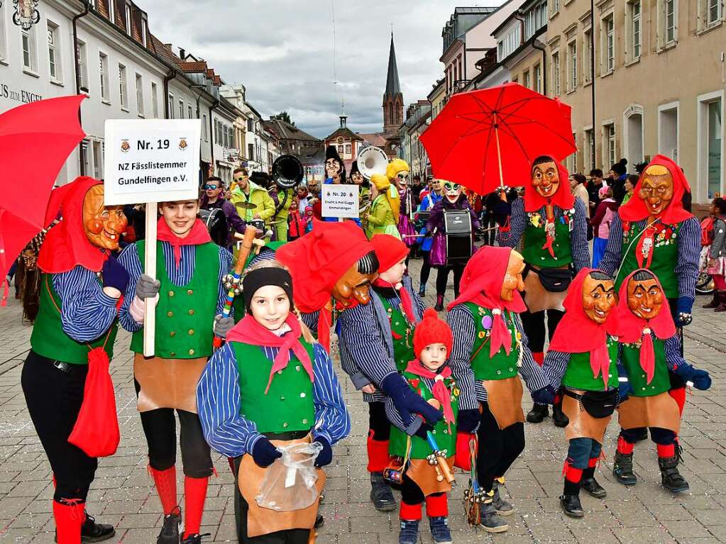 Narren und Besucher hatten beim Umzug durch die Innenstadt ihren Spa.