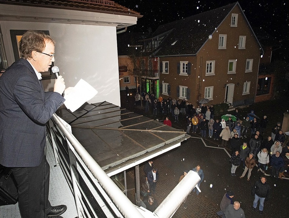Harald Höfler, der interimsweise das A...heim an diesem Abend eine ganze Menge.  | Foto: Volker Münch