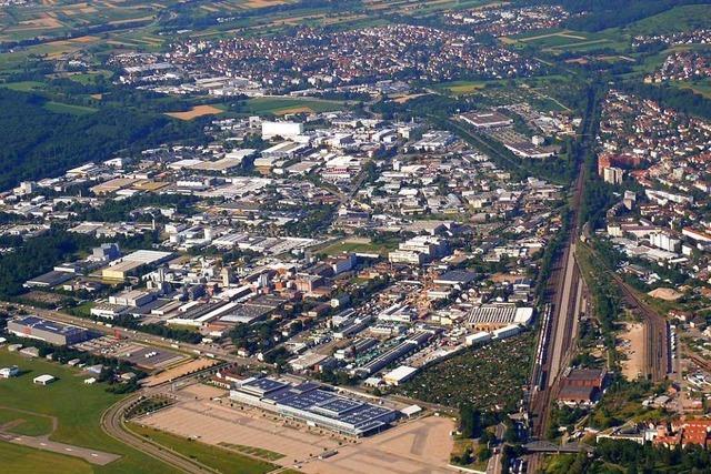 Autofahrer kollidieren am Montagmorgen im Freiburger Industriegebiet Nord