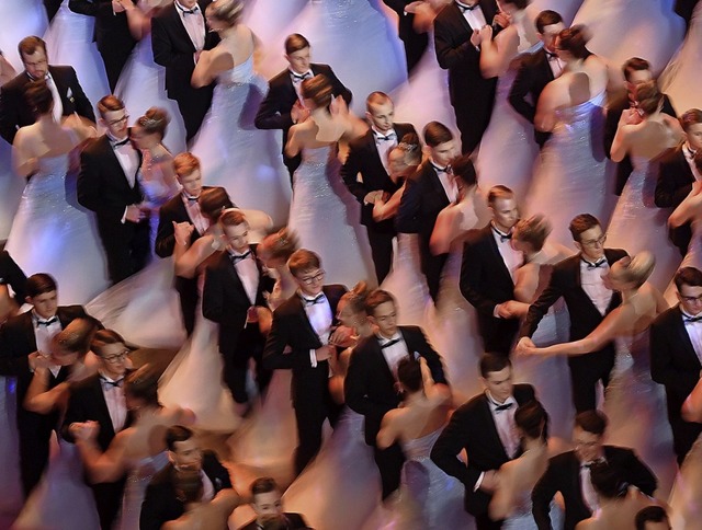 So unbeschwert wird der diesjhrige Semperopernball kaum ausfallen.  | Foto: Britta Pedersen (dpa)