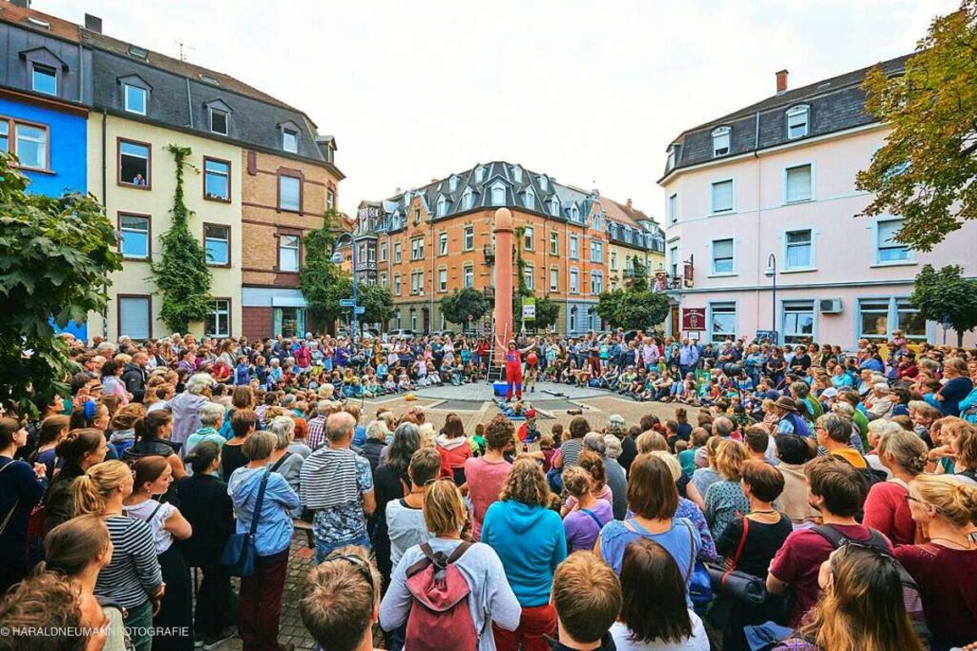 Straßentheater beim Easy-Street-Festvial im Stühlinger (Archivbild).  | Foto: Harald Neumann