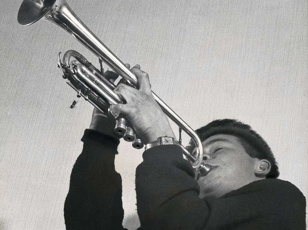 Der junge Burda spielt Trompete und steht auf Miles Davis.