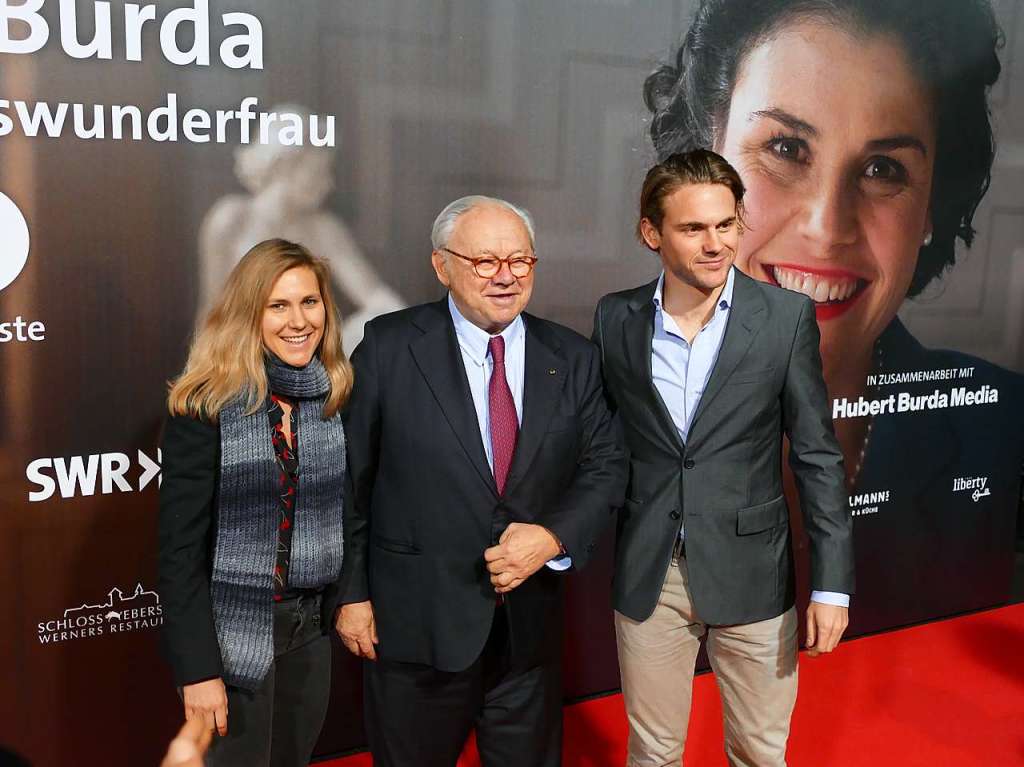 Mit seinen Kindern Elisabeth und Jacob bei der Filmpremiere „Die Wirtschaftswunderfrau“ zu Ehren von Aenne Burda im November 2018.