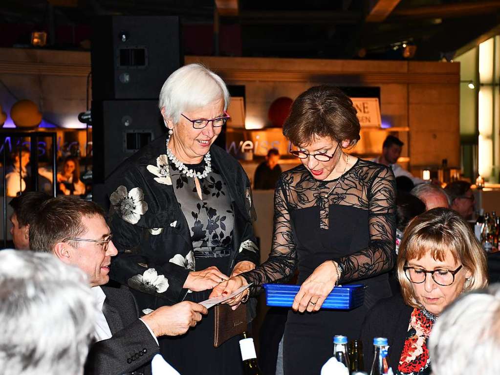 Impressionen von der Benefiz-Gala der Brgerstiftung Lrrach im Burghof