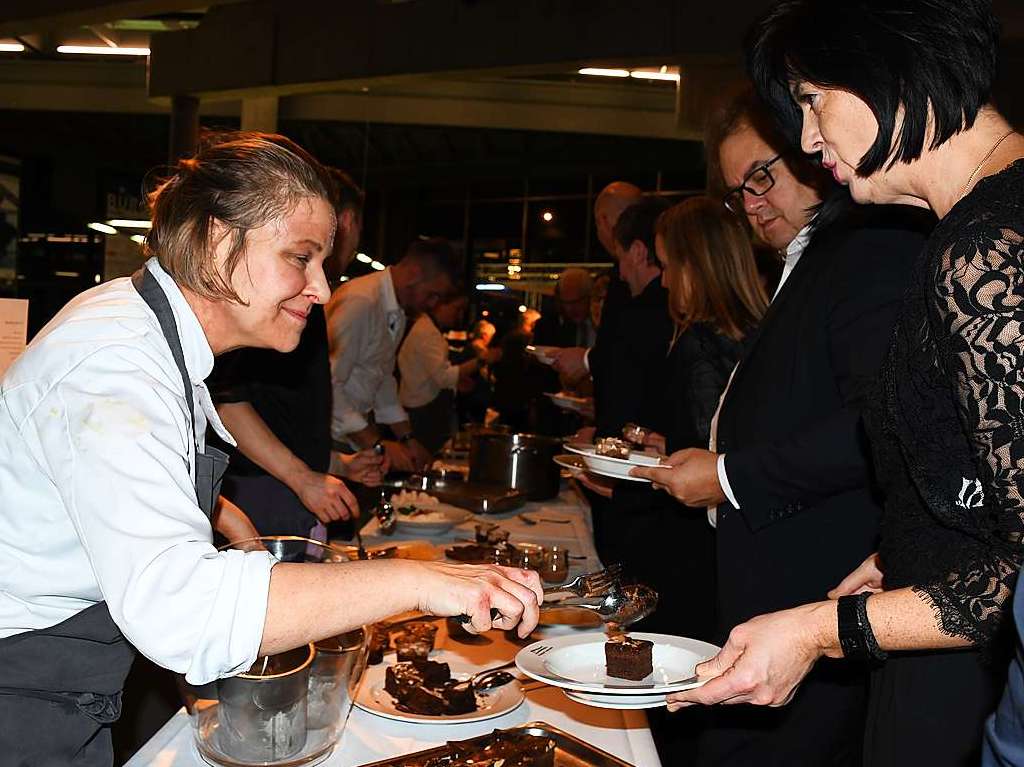 Impressionen von der Benefiz-Gala der Brgerstiftung Lrrach im Burghof