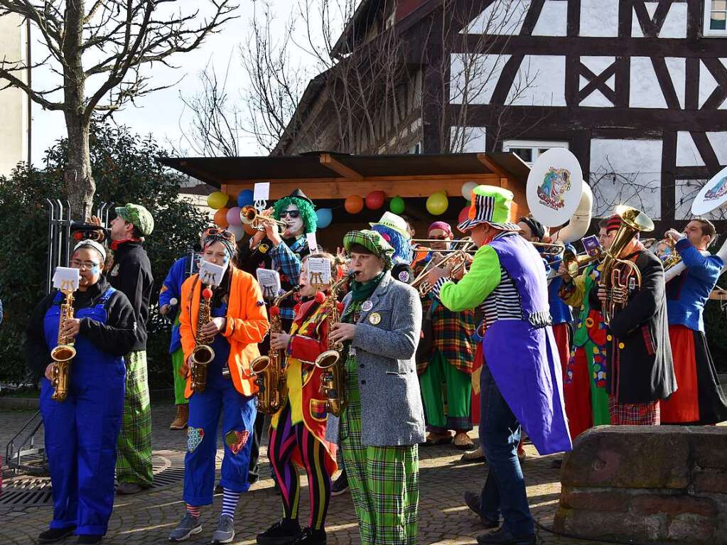 Die Narren sind los in Gundelfingen: Gute Stimmung machten die Musikanten