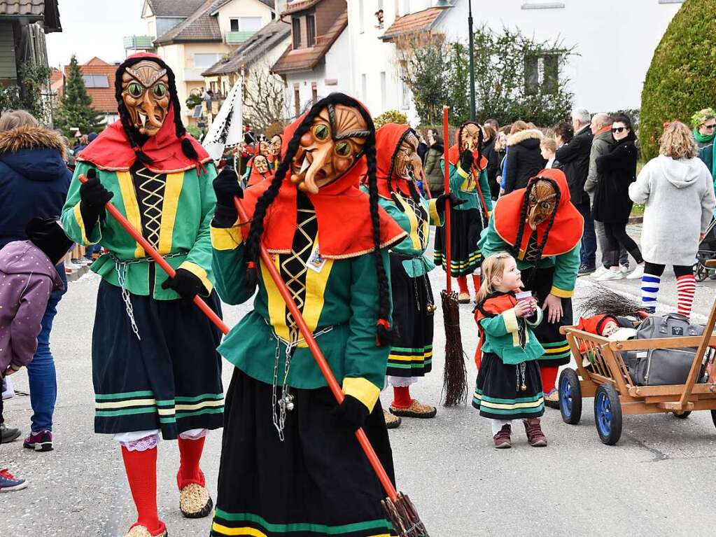 Die Narren sind los in Gundelfingen: Freiburger Hexe