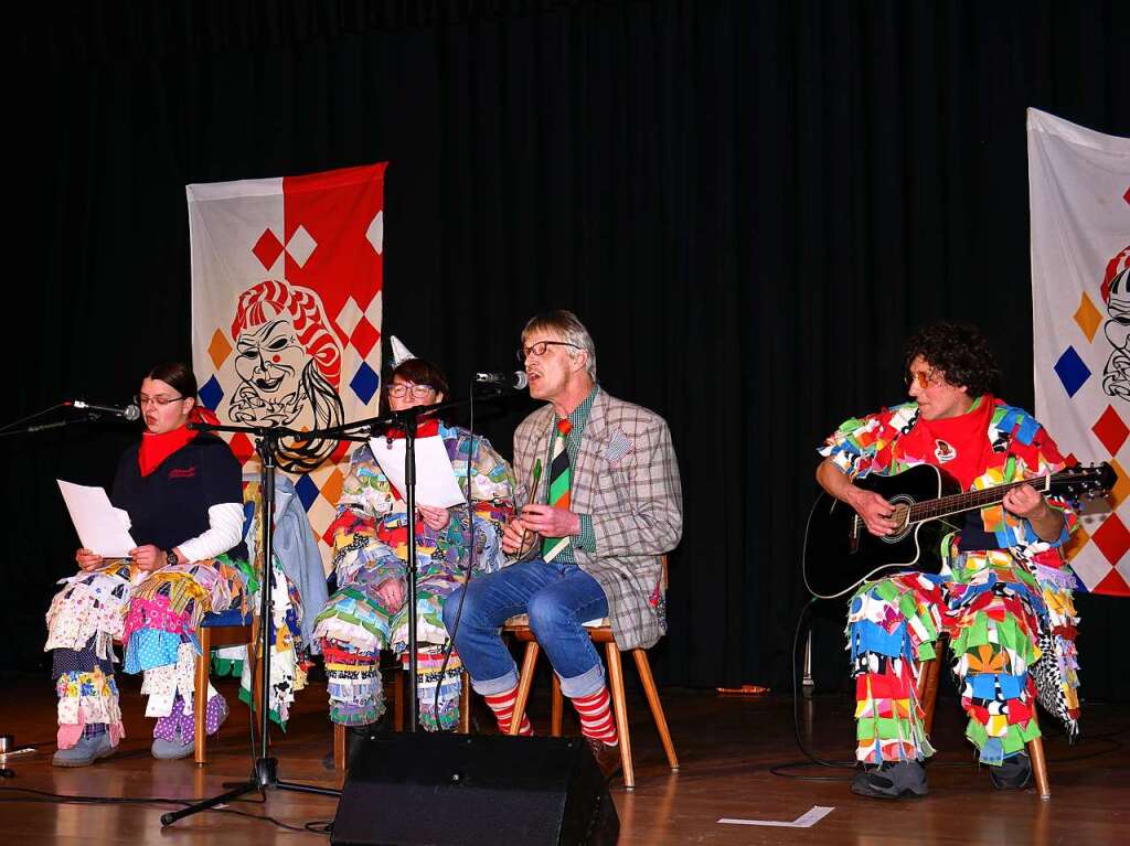 Die singenden Lumpemnnle schlugen gegen leere Kassen Glcksspiel vor und hoffen auf eine Halle im Schmiedsbachtal.