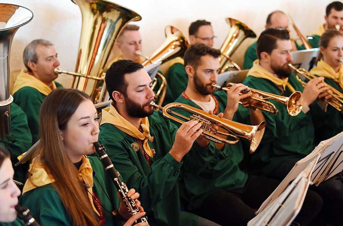 Ordentlich den Marsch geblasen bekamen...zentrum vom St. Georgener Musikverein.  | Foto: Rita Eggstein