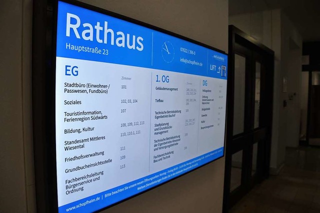 Digitalisierung im Rathaus ist auch na...hen gibt es digitale Info-Bildschirme. | Foto: Nicolai Kapitz Digitalisierung im Rathaus ist auch na...hen gibt es digitale Info-Bildschirme. | Foto: Nicolai Kapitz