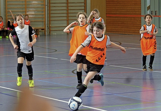 Fuball macht auch in der Halle mchtig Spa.  | Foto: Erik Stahlhacke