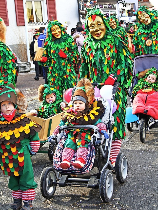 Erstmals kann der Narrensamen der Lenz... am Fasnet Mendig durch die Straen.    | Foto: Inken Kramer