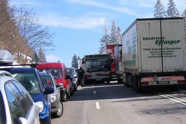 Autofahrer rastet am Feldberg aus und schlgt Skilehrer nieder