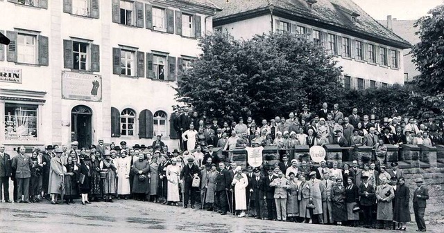 Eine Gruppe von  &#8222;Kraft durch Fr...rn aus den 1920er Jahren zu sehen ist.  | Foto: Archiv Roland Weis