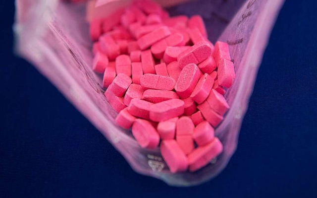 MDMA, das von der Polizei beschlagnahm...e Tablette in Herzform.  (Symbolbild).  | Foto: Boris Roessler