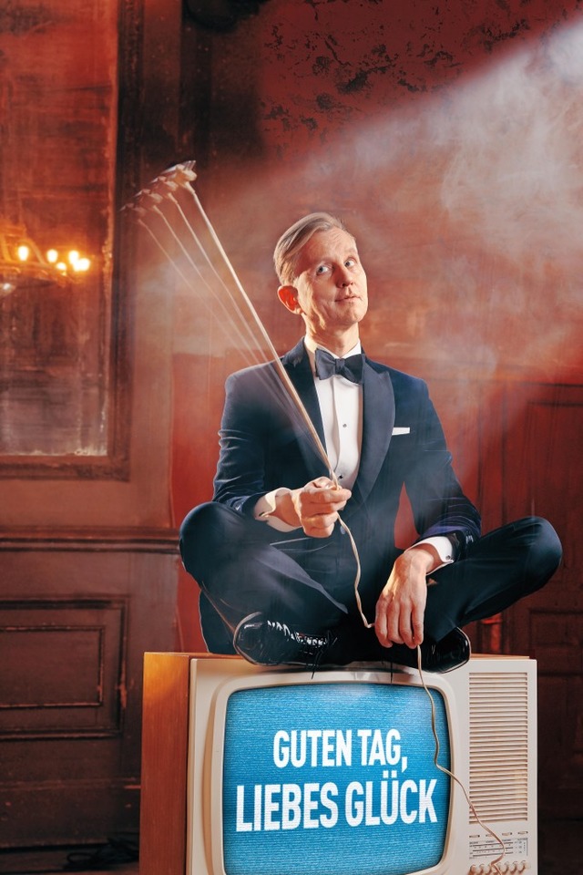 Max Raabe   | Foto: Gregor Hohenberg