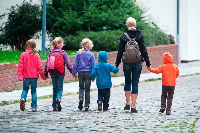 Tageseltern sind ein wichtiger Bestand...sie, dass ihnen Gelder gekrzt werden.  | Foto: Stefan Sauer