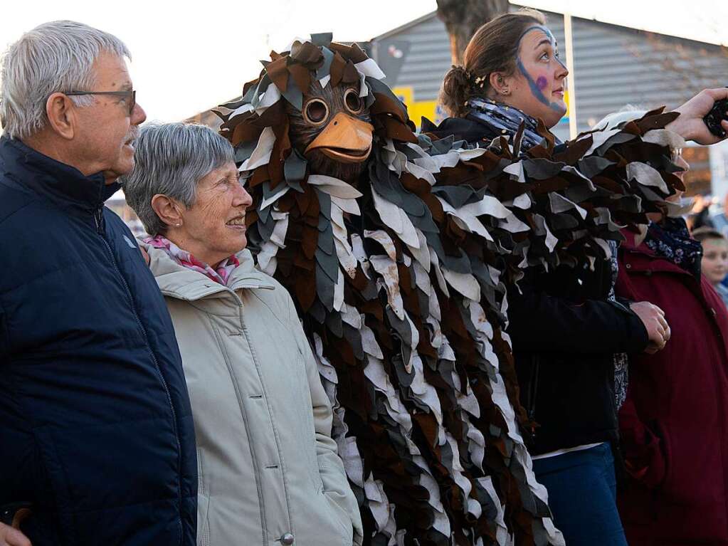 Narren in den Bugginger Straen beim groen Jubilumsumzug