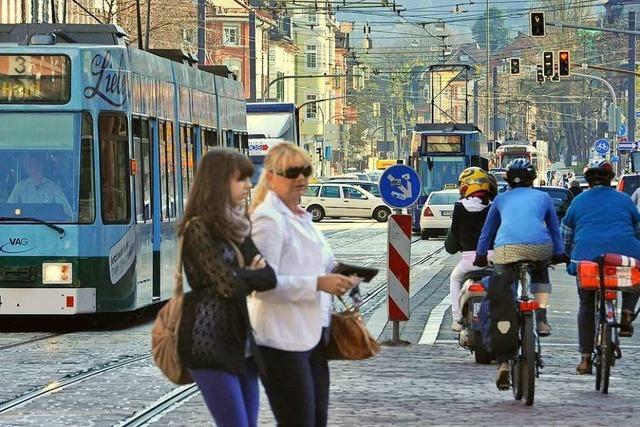 Schlgerei am Freiburger Holzmarkt fordert vier Leichtverletzte