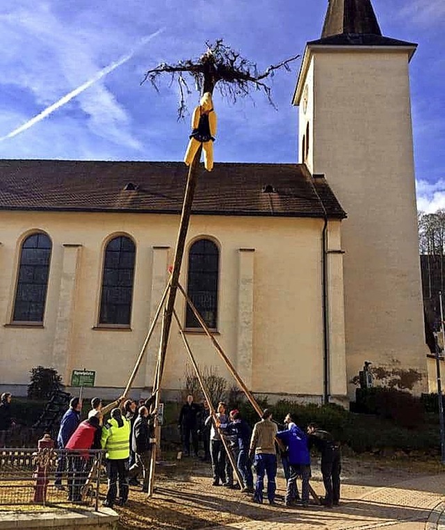 Mit dem Narrenbaum-Modell &#8222;Strm...ch ein nrrisch-nachhaltiges Zeichen.   | Foto: Ralph Seifermann