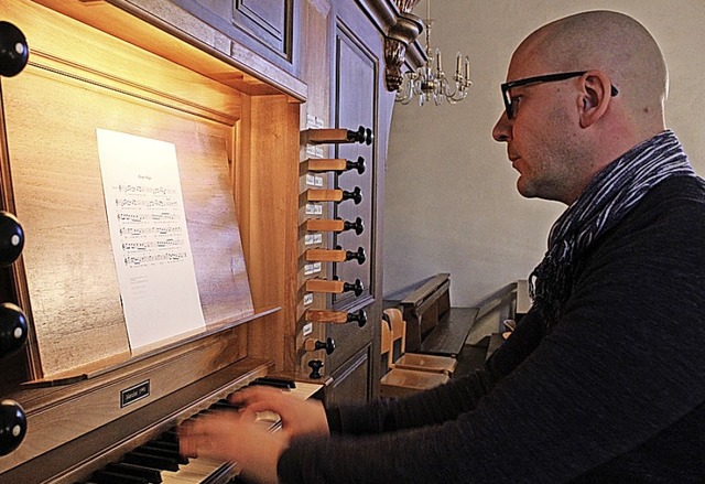 Christian Wehrle an der Orgel von St. Gallus  | Foto: Erich Krieger