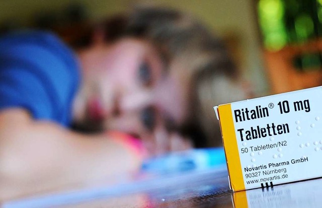 Medikamente knnen Kindern mit ADHS Er..., aber auch falsche Hoffnungen nehmen.  | Foto: Julian Stratenschulte