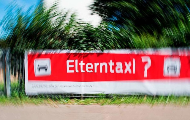 Elterntaxis sind an der Tschamber-Schule weiterhin ein Thema.  | Foto: Julian Stratenschulte