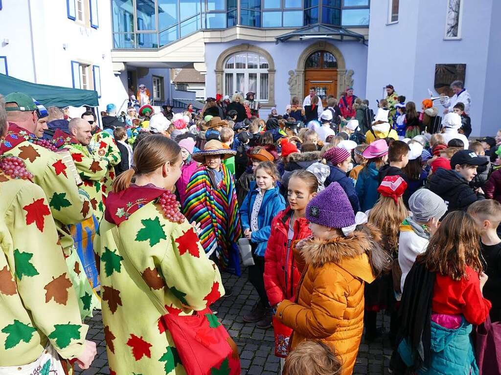 Mit Radau und schnen Verkleidungen haben die Narren bis Mittwoch die Macht in Bad Krozingen bernommen.