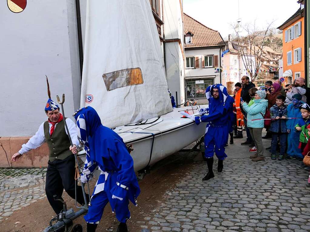 ...und bekommt es gleich in dreifacher Ausfertigung...