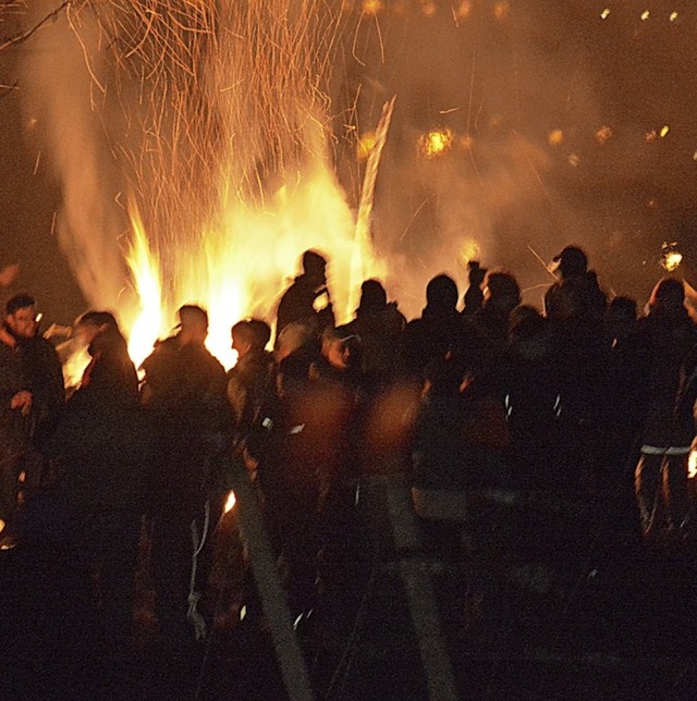 Fr die Fasnachtsfeuer kann heute Brennholz abgegeben werden.  | Foto: Hannes Lauber