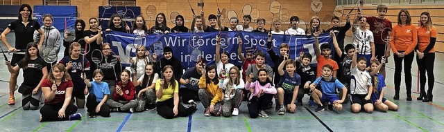 <BZ-FotoAnlauf>Badminton-Schultour:</B...drich-Ebert-Schule in der Sporthalle.   | Foto: privat