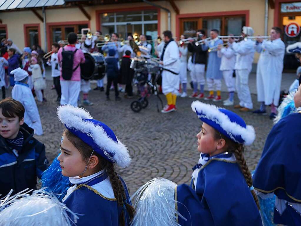 In Umkirch: Die Funkemariechen vom Narrenclub