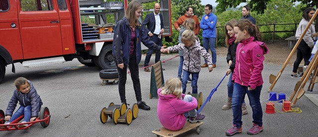 Das Spielmobil des SAK Lrrach war ers...etreuung von Grundschlern im Einsatz.  | Foto: Jutta Schtz