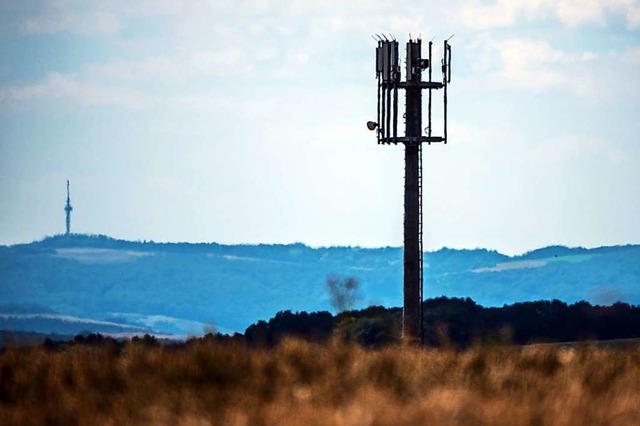 Die Telekom plant, in Stockmatt einen Funkmast zu errichten.  | Foto: Andreas Arnold (dpa)