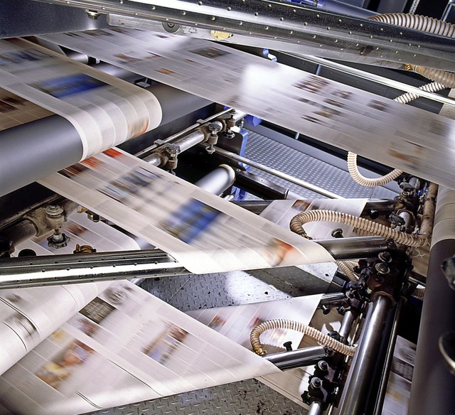 Frisch bedruckte Papierbahnen fr die BZ machen Tempo.  | Foto: KBA
