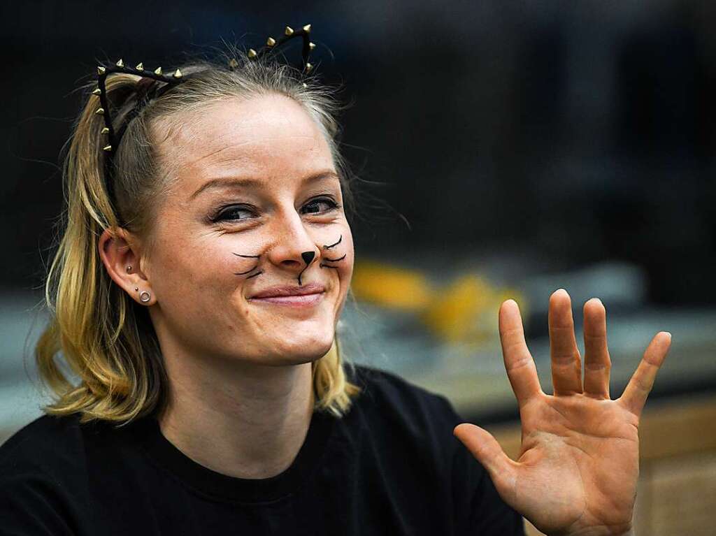 Impressionen vom Zweitligaspiel der Freiburger Volleyballer in der neuen FT-Sporthalle gegen den TV/ DJK Hammelburg (3:1).