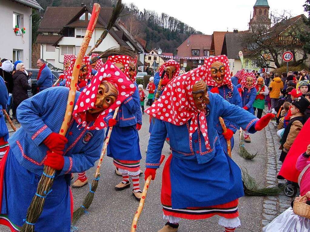 Die Hexenzunft Grafenhausen aus der Ortenau