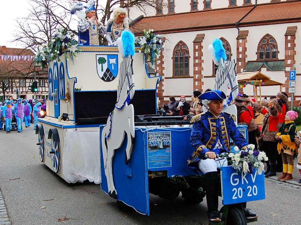 Prinzengarde der Gesamtgemeinde Glottertal mit Prinz Bernhard dem Ersten und Prinzessin Andrea der Ersten sowie dem Funkenmariechen