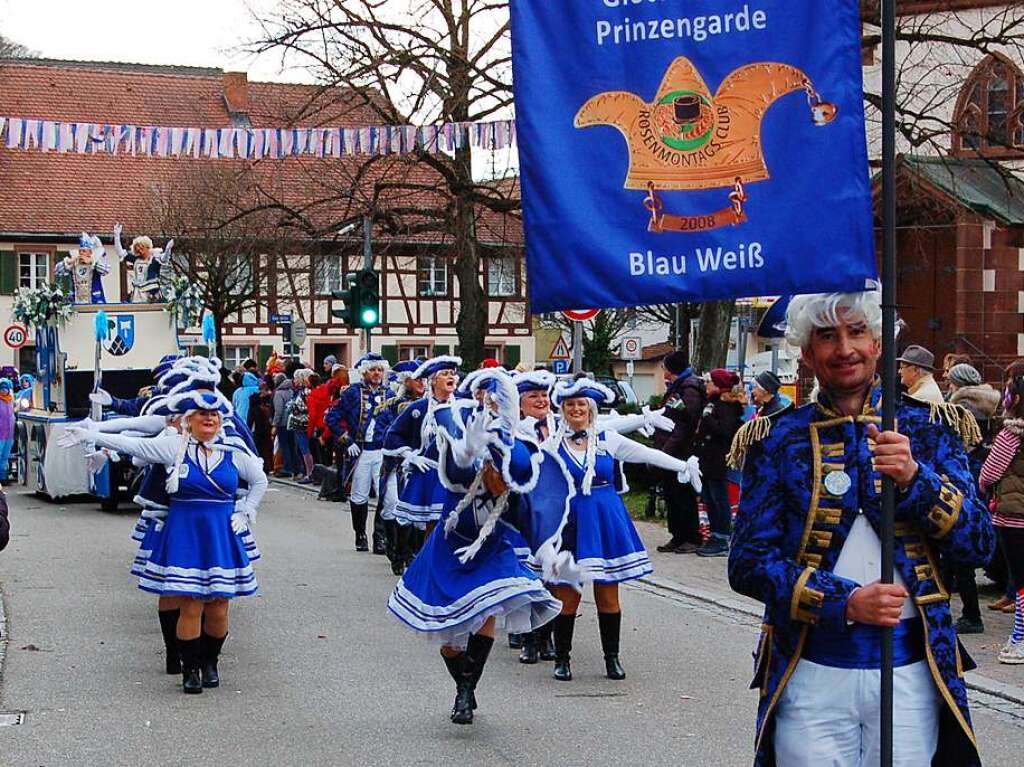 Prinzengarde der Gesamtgemeinde Glottertal mit Prinz Bernhard dem Ersten und Prinzessin Andrea der Ersten sowie dem Funkenmariechen