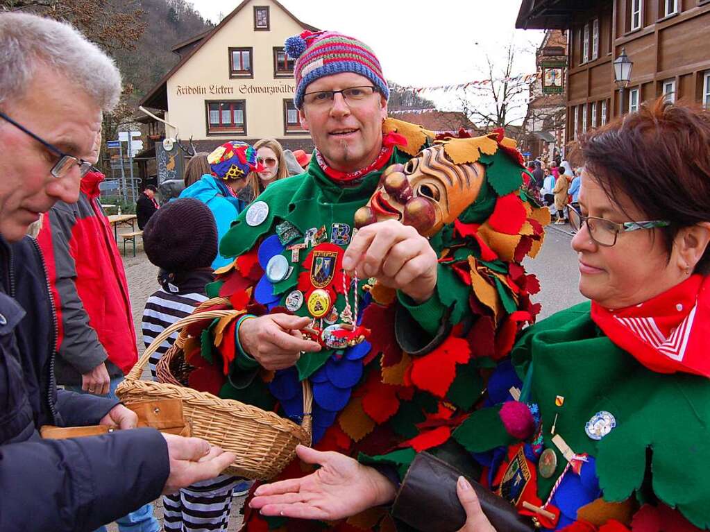 Verkauf der Festabzeichen