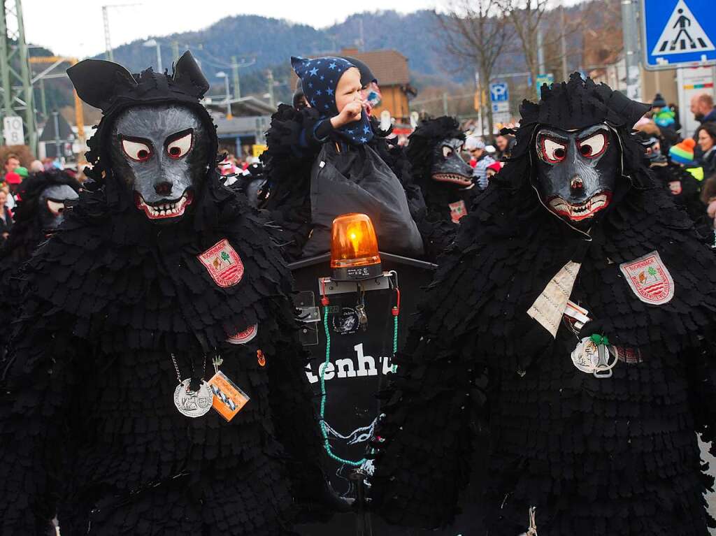 Mehr als 50 Zugnummer umfasste der Fasnetumzug in Kirchzarten. Teilnehmer und Zuschauer kamen gleichermaen auf ihre Kosten.