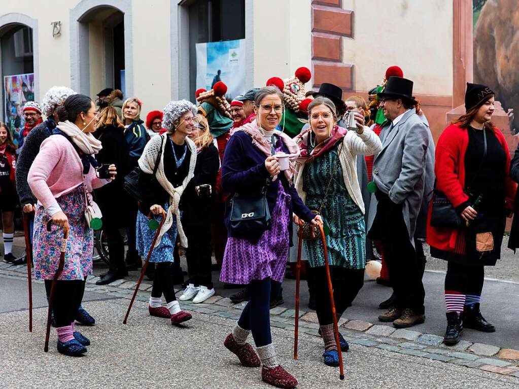 Impressionen vom groen Schuttig-Umzug: Auch Zuschauer waren fantasievoll gekleidet.