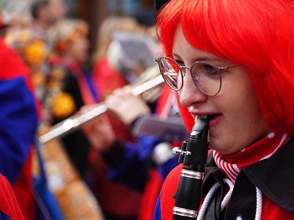 Einfallsreiche Darbietungen und Verkleidungen machten den Rosenmontag in Schnau zu einer Augenweide.