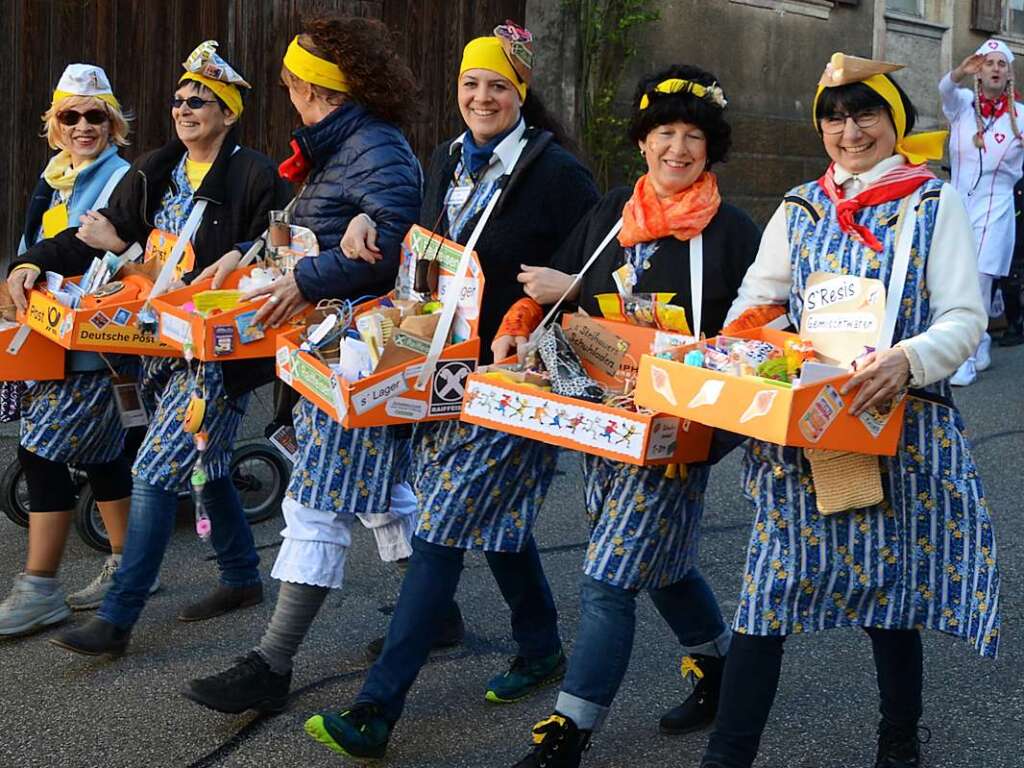 Umzug in Kiechlinsbergen: Zehn verschiedene Gruppen gestalteten den Rosenmontag-Umzug.