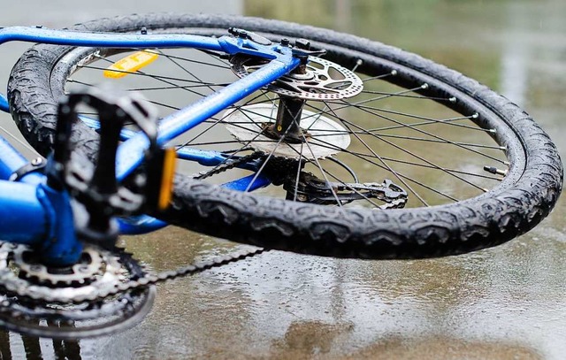 Bei einem Fahrradunfall in Zhringen h...adfahrer leicht verletzt (Symbolbild).  | Foto: Ben R / stock.adobe.com