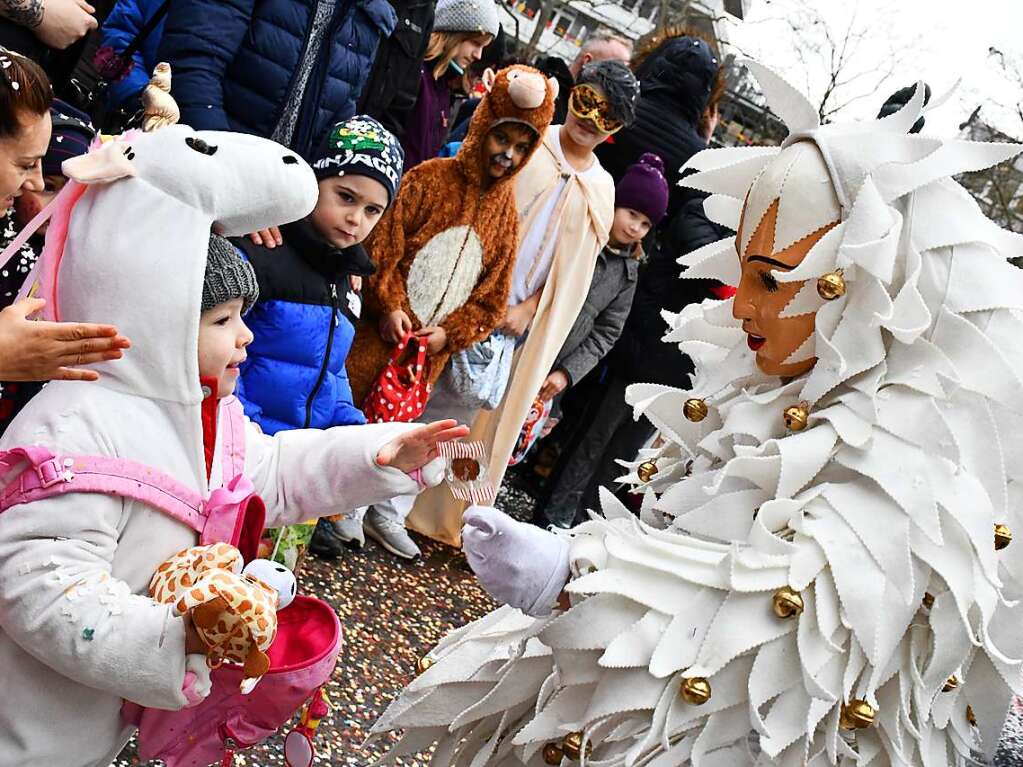 Musik und Konfetti: der Fasnachtsdienstag in Lrrach