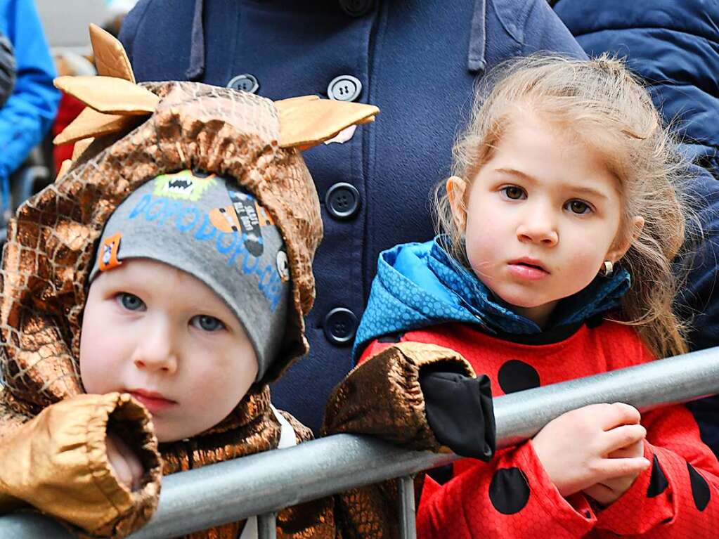 Musik und Konfetti: der Fasnachtsdienstag in Lrrach