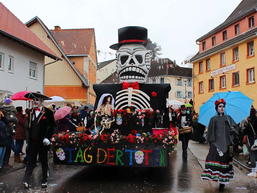 Mexikanische Festbruche: Der Tag der Toten stand fr den November (Gruppe Erik Zorn).