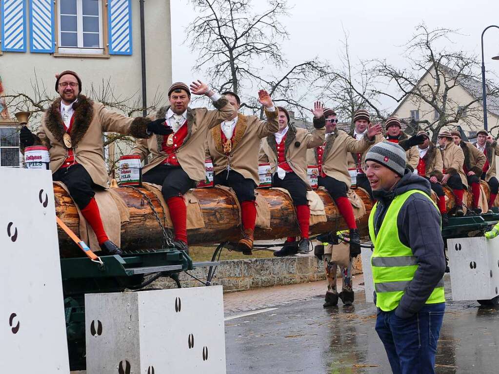 Narrenumzug am Fasnet-Zieschdig in Ewattingen