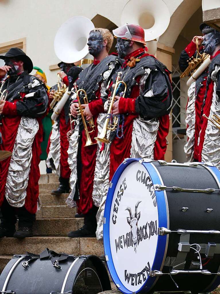 Narrenumzug am Fasnet-Zieschdig in Ewattingen